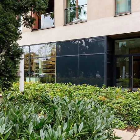 Апартаменты Wola Near Nocny Market By Renters