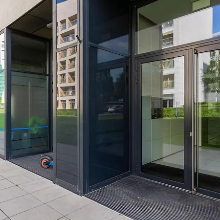 Апартаменты Wola Near Nocny Market By Renters Варшава