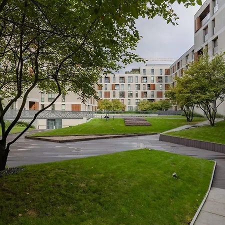 Wola With Parking Near Nocny Market By Renters